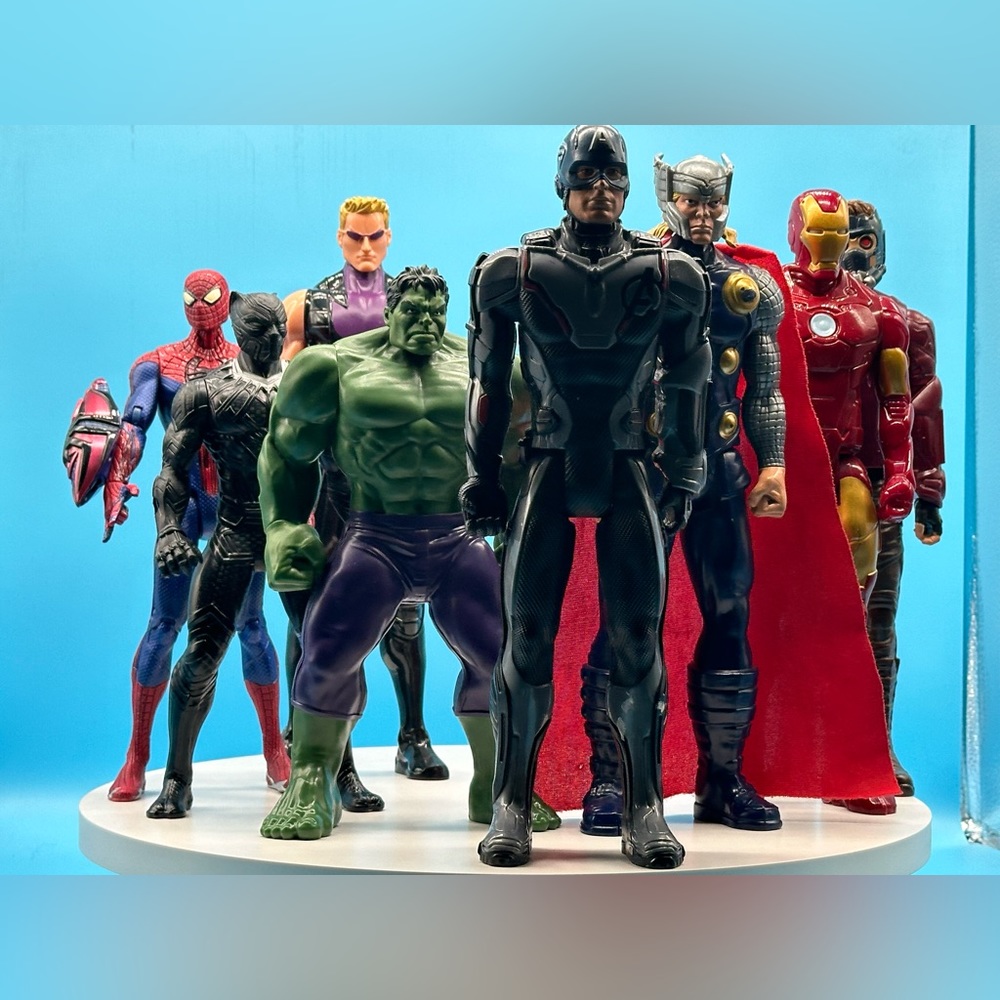 The Avengers Action Figures Set  ( 8in- 12in )